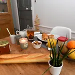 D'hotes Les Nuits Pastel Bed & Breakfast Saint-Quentin (Aisne)