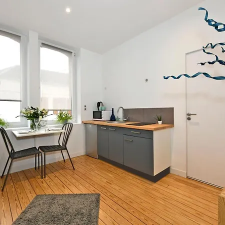 Oda ve Kahvaltı D'hotes Les Nuits Pastel 4*