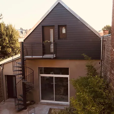 D'hotes Les Nuits Pastel 4*