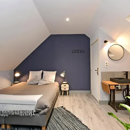 Oda ve Kahvaltı D'hotes Les Nuits Pastel Saint-Quentin (Aisne)