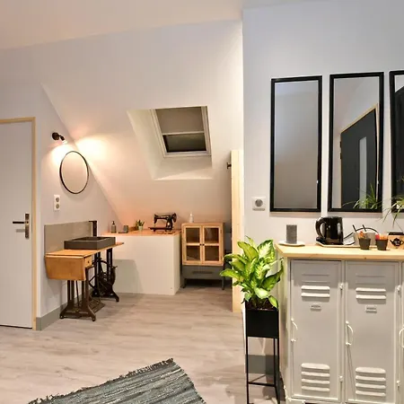 Bed & Breakfast D'hotes Les Nuits Pastel 4*