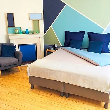 D'hotes Les Nuits Pastel Bed & Breakfast Saint-Quentin (Aisne)