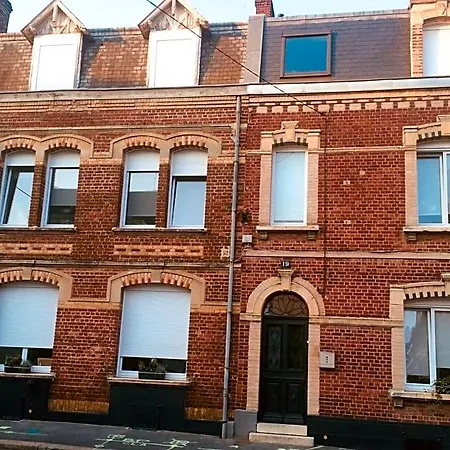 D'hotes Les Nuits Pastel Bed & Breakfast