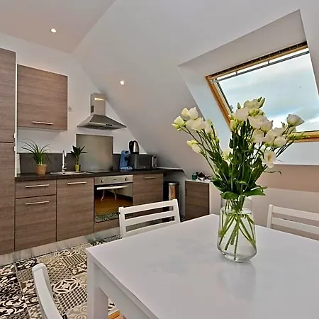 Bed & Breakfast D'hotes Les Nuits Pastel 4*