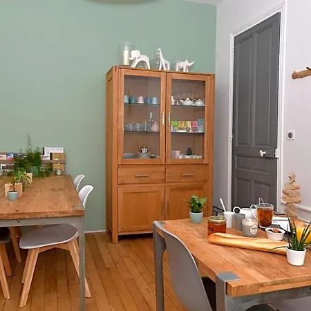 D'hotes Les Nuits Pastel Bed & Breakfast Saint-Quentin (Aisne)