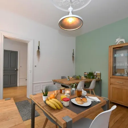 D'hotes Les Nuits Pastel Bed & Breakfast Saint-Quentin (Aisne)