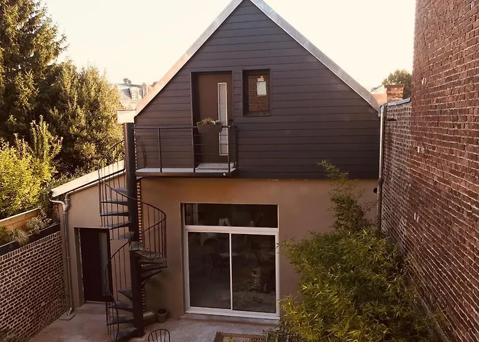 D'hotes Les Nuits Pastel 4*