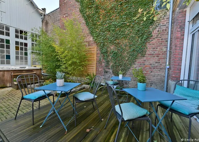 Bed & Breakfast D'hotes Les Nuits Pastel 4*